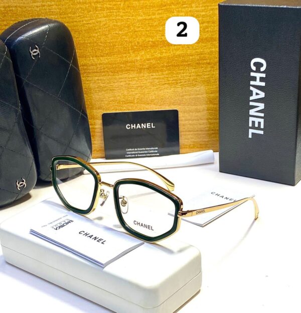 Top Notch Luxury Chanel Glasses Comes fully boxed